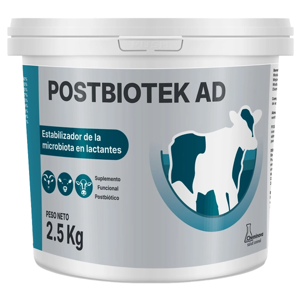 Envase blanco de 2.5 kg de suplemento funcional postbiótico llamado Postbiotek AD con ilustración de una vaca y texto en español sobre estabilizador de la microbiota en lactantes.
Descripción generada con IA
